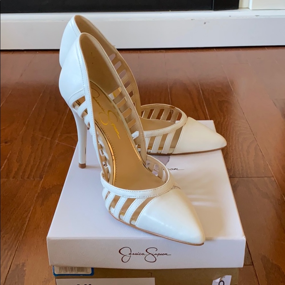 New Jessica Simpson - Tacie